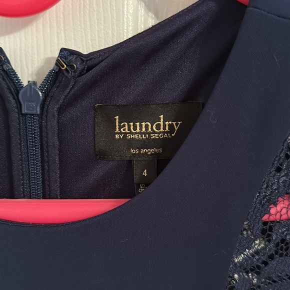 Laundry by Shelli Segal Navy Dress. - Picture 3 of 4